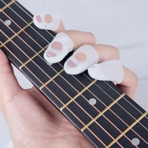 Guitar Finger Protector Breathable Silicone Finger Protector 4PCS Small Finger Pads Finger Sleeve for Folk Ukulele Guitar